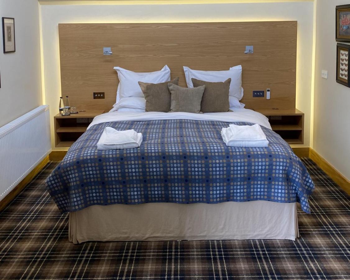 The Carpenters Arms Hotel Felixkirk Bagian luar foto